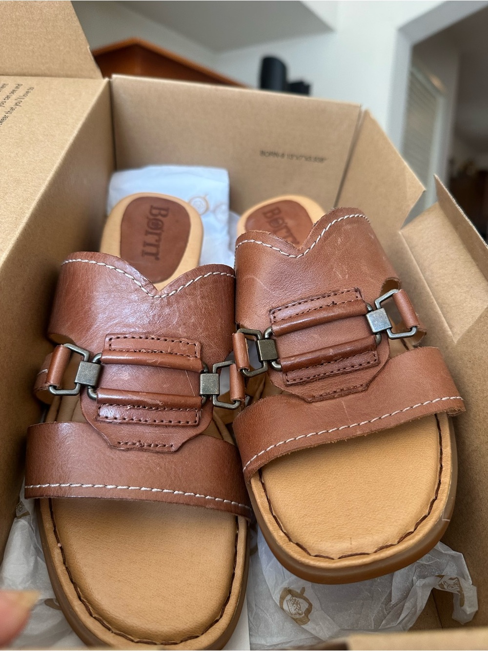 NWT -Born Brown Leather Marianna Slide Sandals- Size 9-In store $130